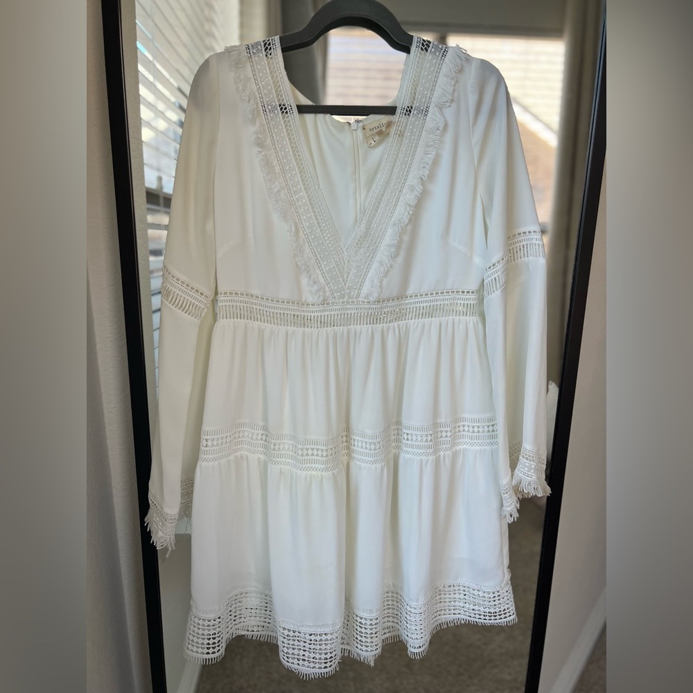 Beautiful White Nicole Miller dress